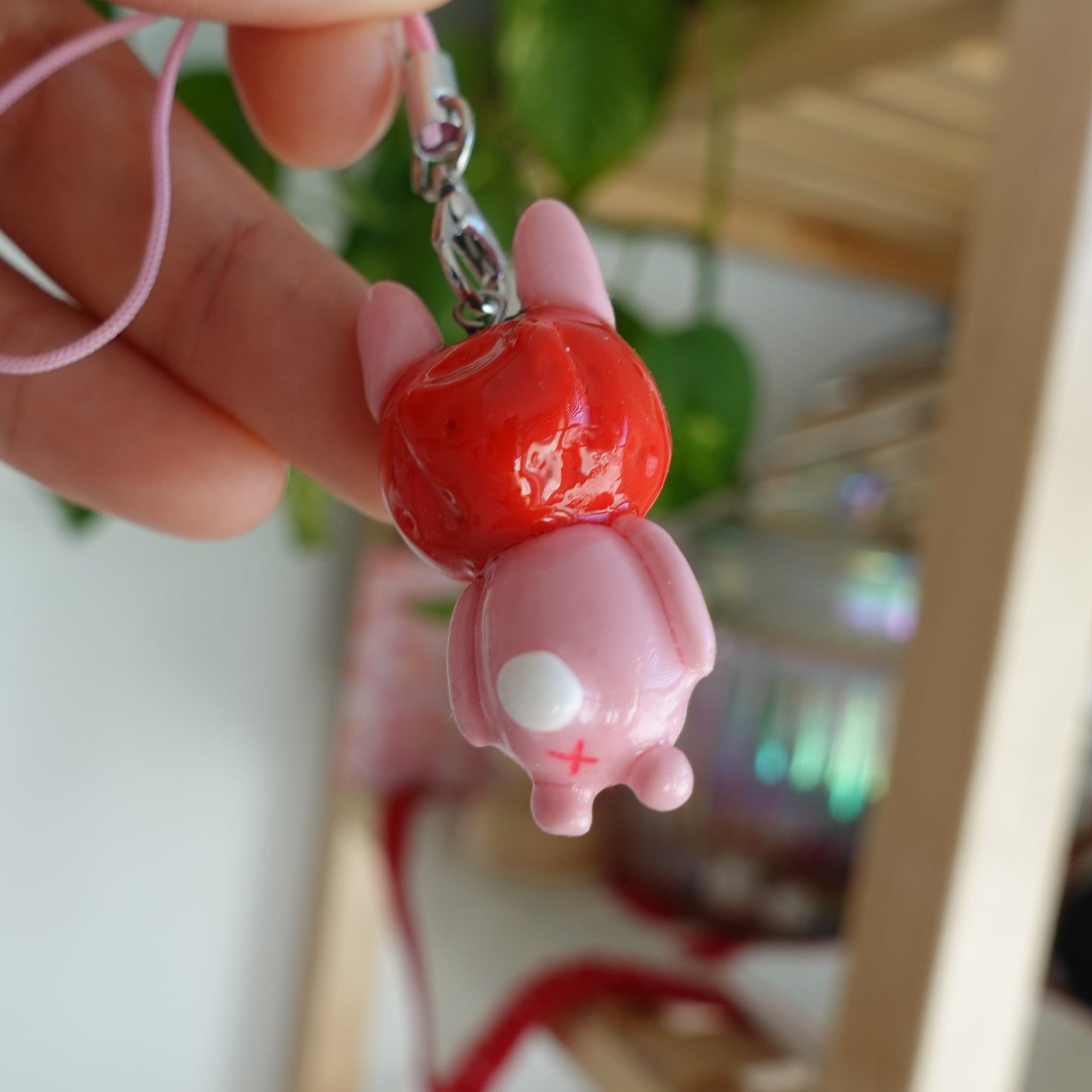 Strawbun Phonecharm